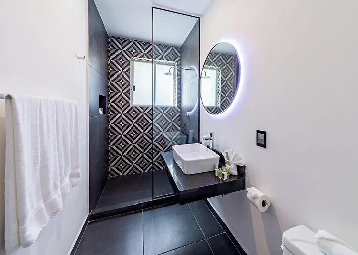 Casa Nou Hotel 3*